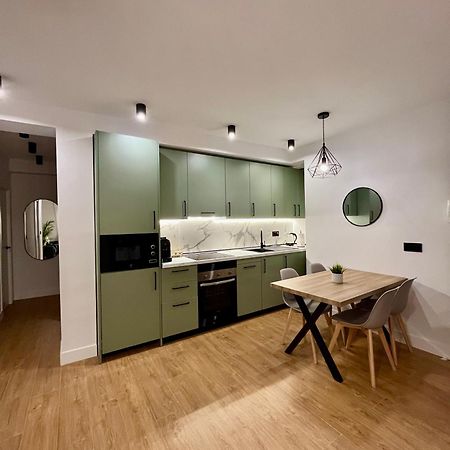 Piso Picasso, Modern Apartment In The Heart Of Malaga City Exterior photo