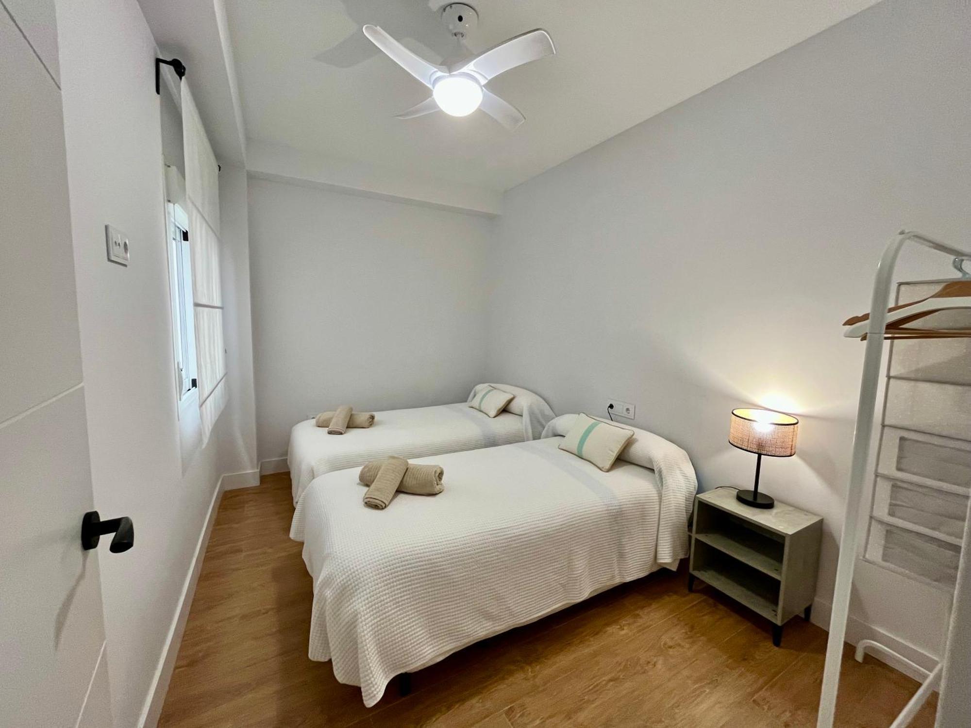 Piso Picasso, Modern Apartment In The Heart Of Malaga City Exterior photo